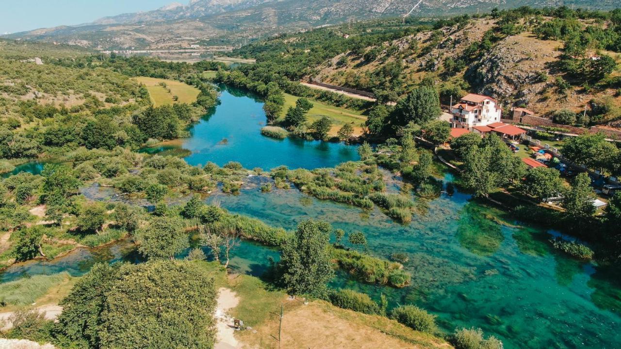 River Huts Zrmanja Obrovac Bagian luar foto