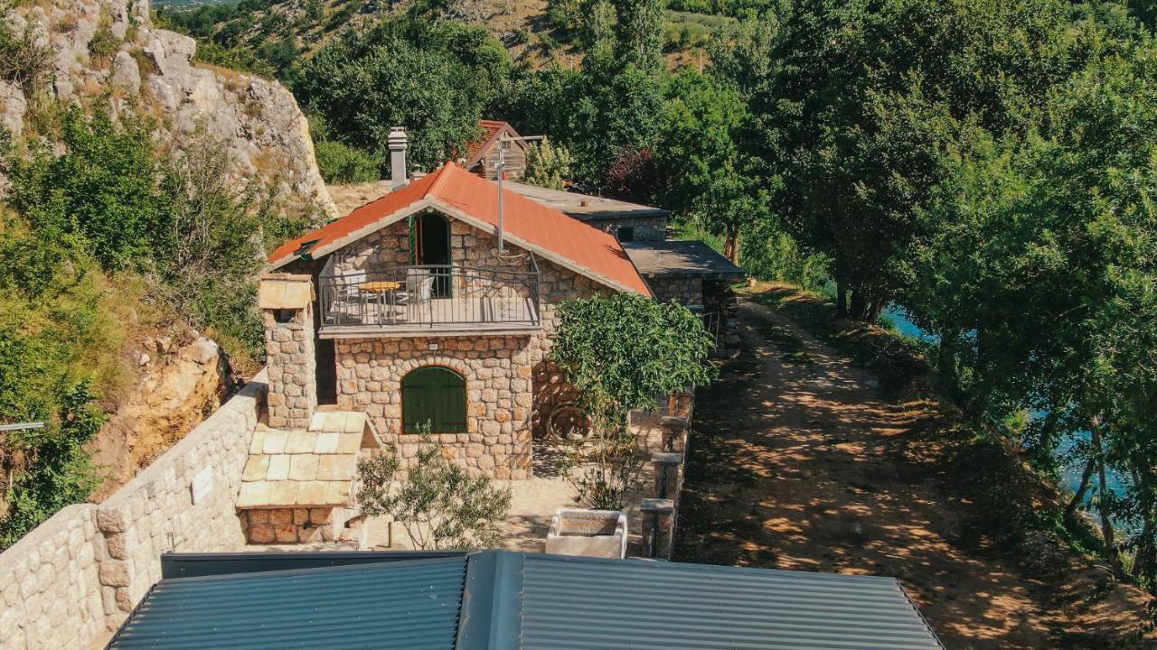 River Huts Zrmanja Obrovac Bagian luar foto