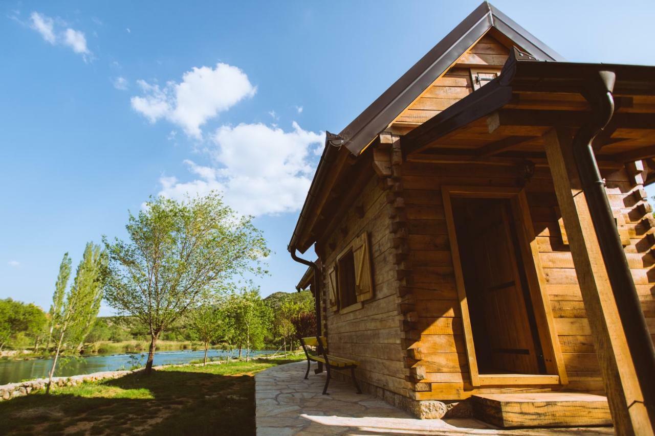 River Huts Zrmanja Obrovac Bagian luar foto